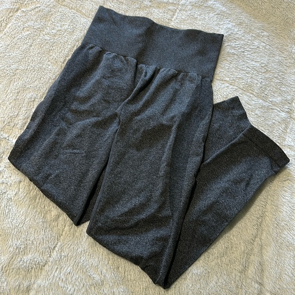 NVGTN XS GREY CONTOUR LEGGINGS - Picture 1 of 3